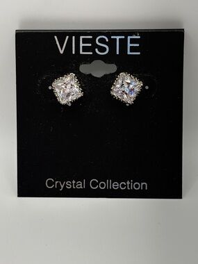 VIESTE White Crystal Square Stud Earrings - Clear Sparkle
